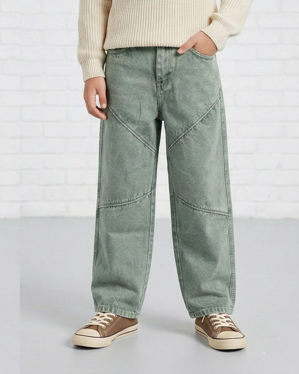 Diagonal Seam Baggy Fit Jeans