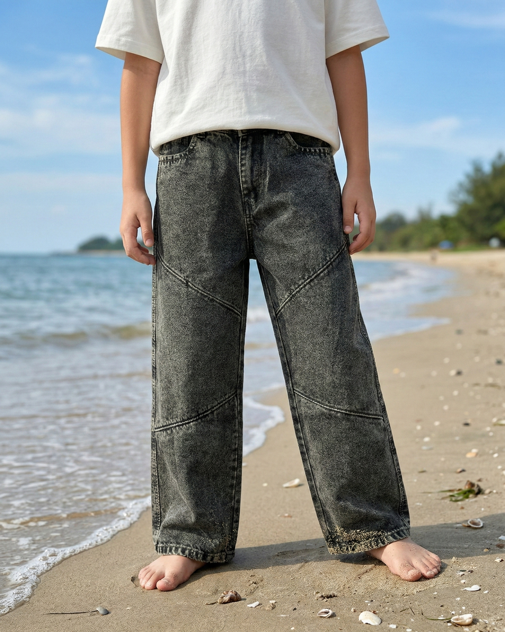 Diagonal Seam Baggy Fit Jeans