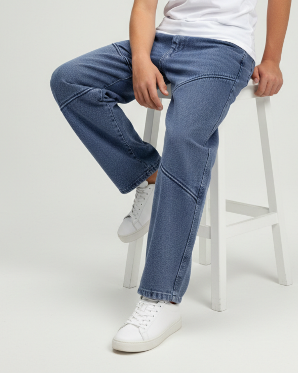 Diagonal Seam Baggy Fit Jeans